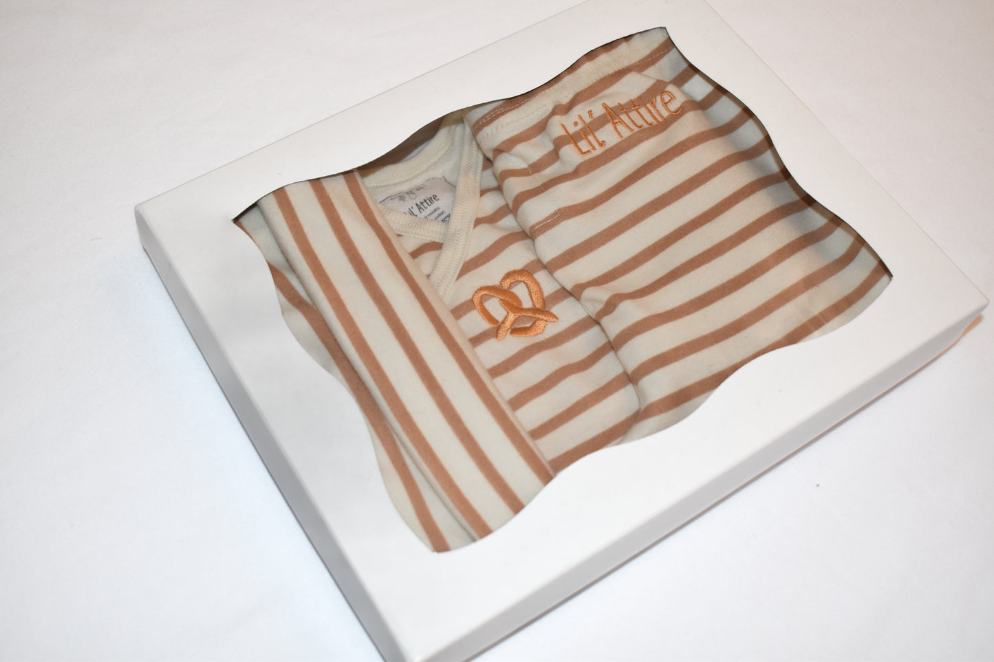 Pretzel Maternity Set